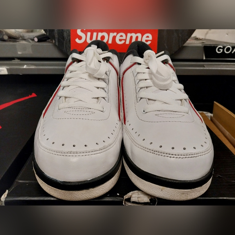 Retro Jordan 2 Low Chicago 2016 Size 11.5 - Picture 3 of 14